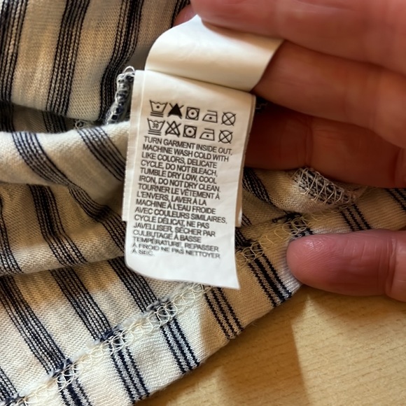 Lucky Brand Womens Size Medium OffShoulder Stripe Top Blue White - Picture 6 of 7